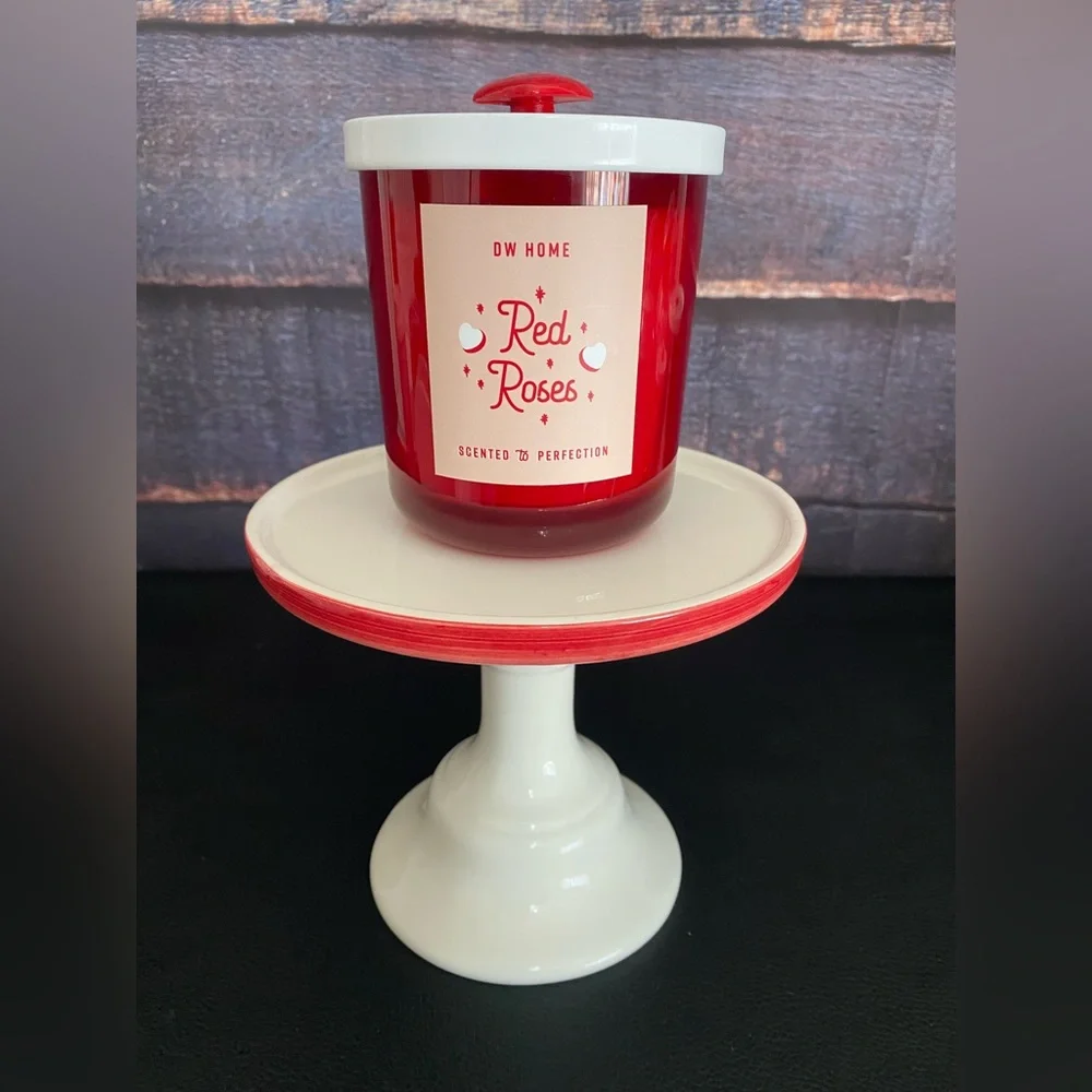 DW Home Red Roses Candle - Picture 1 of 5